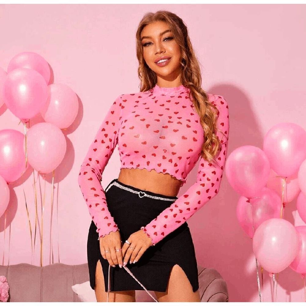 💗❤ Heart Print ️Long Sleeve Mock Neck Lettuce Trim Sheer Mesh Crop Top L NEW